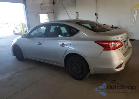 2018 Nissan Sentra S z USA, uszkodzony, nr VIN 3N1AB7AP8JY236165